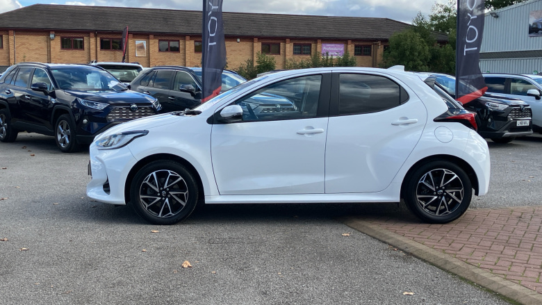 Toyota Yaris 1.5 Hybrid Design 5dr CVT Hybrid Hatchback